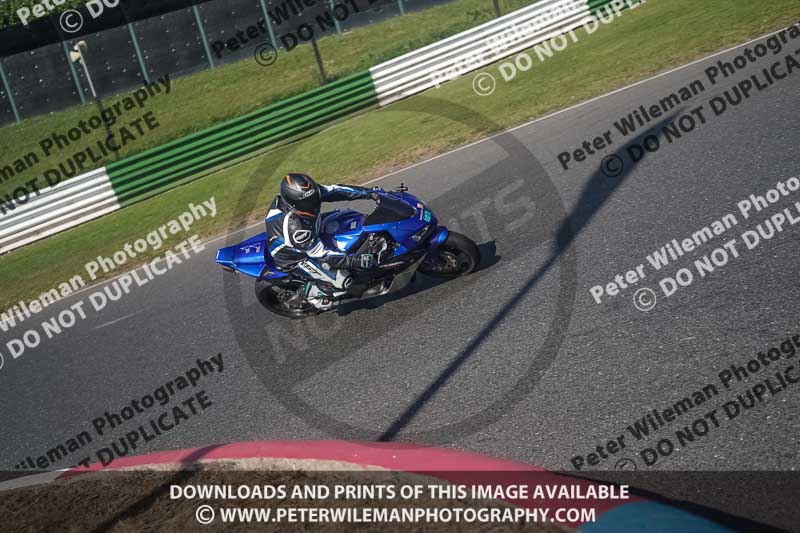 enduro digital images;event digital images;eventdigitalimages;mallory park;mallory park photographs;mallory park trackday;mallory park trackday photographs;no limits trackdays;peter wileman photography;racing digital images;trackday digital images;trackday photos